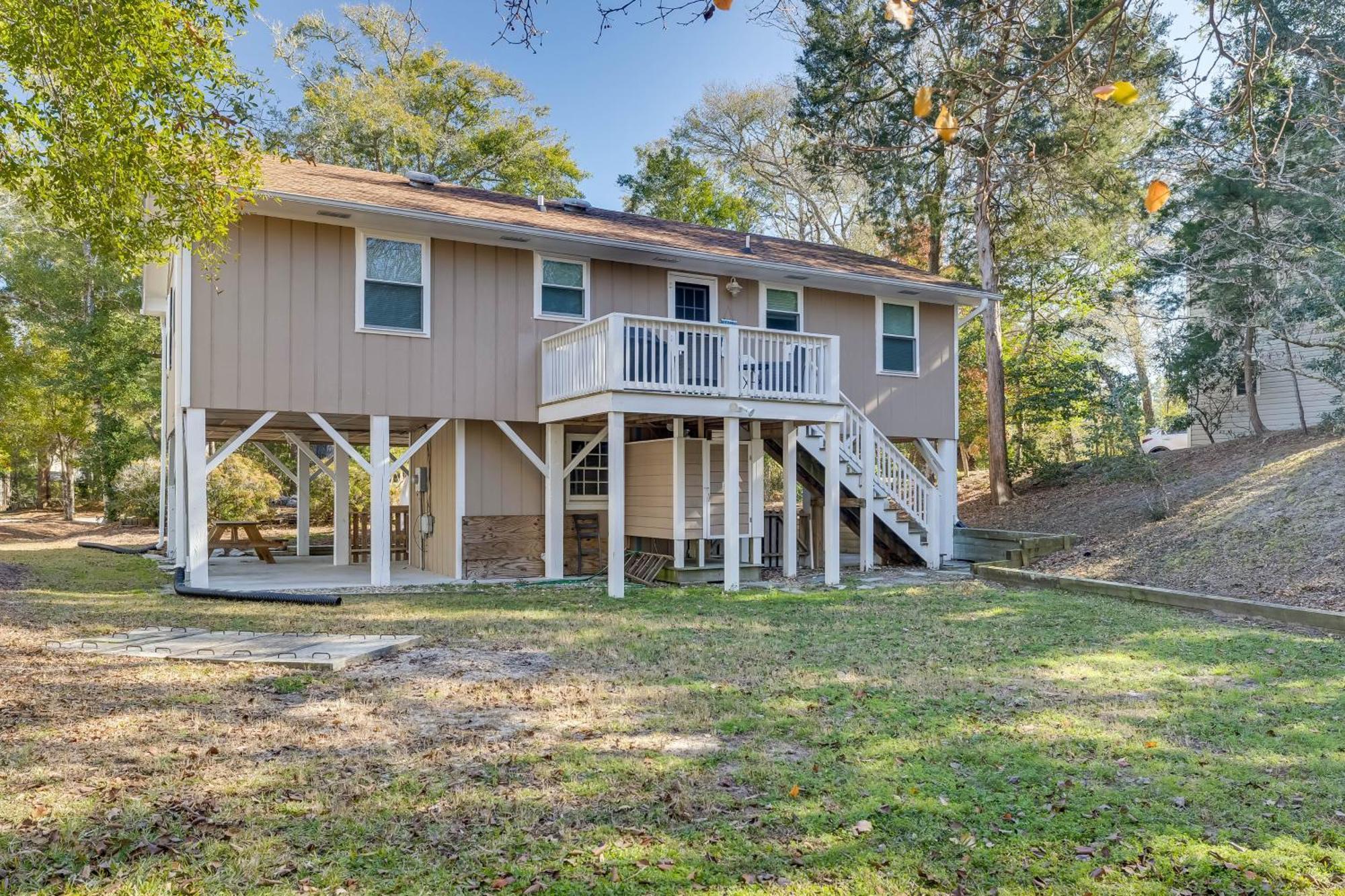 Lovely Emerald Isle Home, Walk To Beach! Bagian luar foto